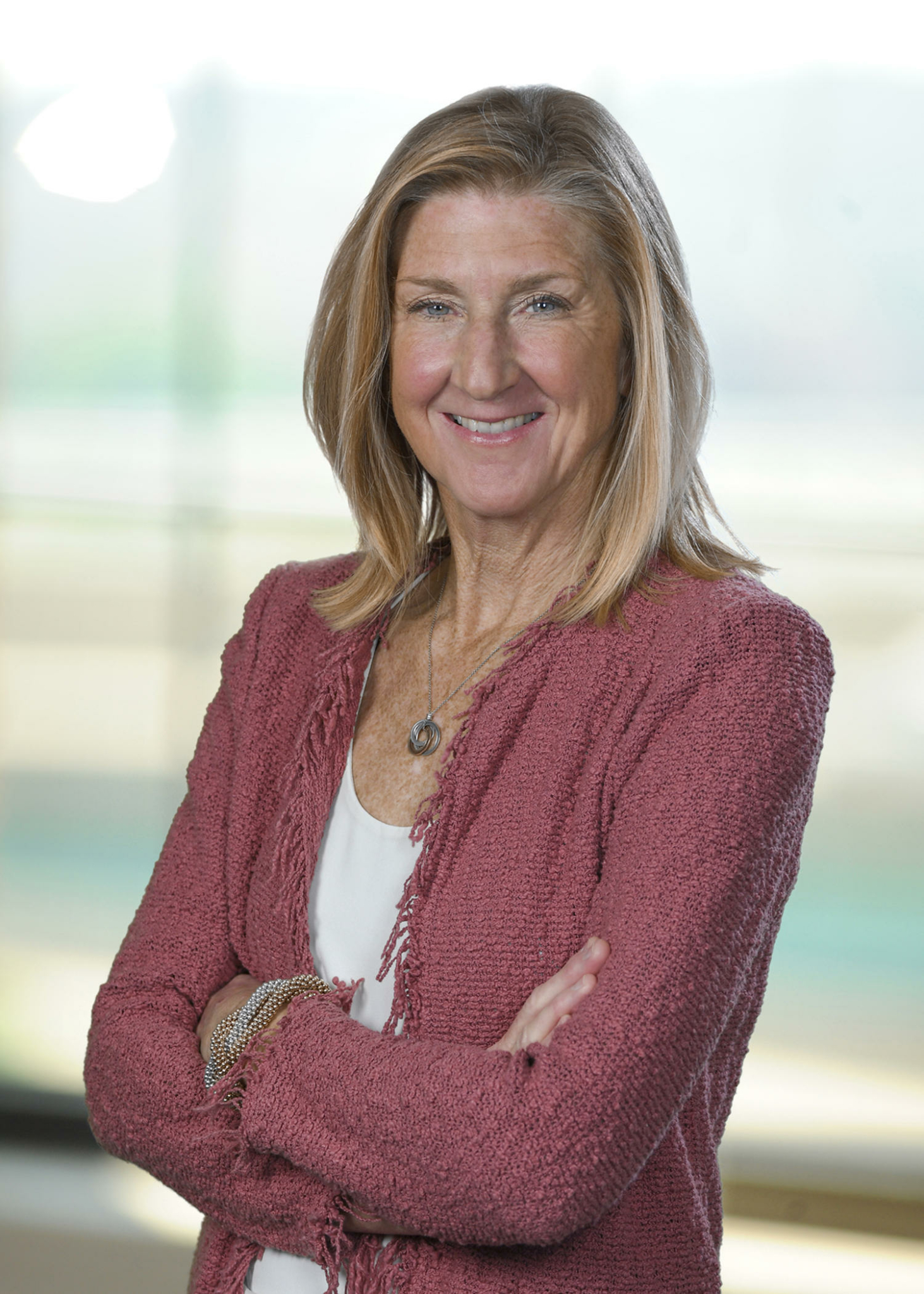 Leslie Winkle'S Philanthropy: Is She Really Making A Difference? - 0p65ttf